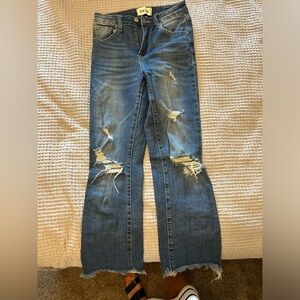 Women’s distressed jeans